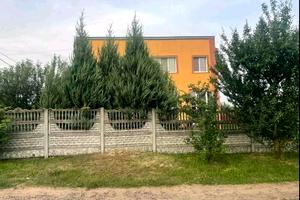 дом по адресу центральна