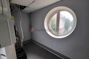 комерційна за адресою Лесі Українки бульв., 23б