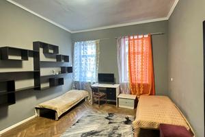 квартира по адресу Кулиша ул., 41
