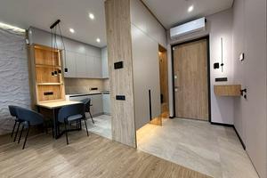 квартира за адресою Короленка вул., 2