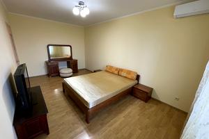 квартира за адресою Науки просп., 54-Б