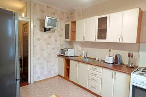 квартира за адресою Братства Тарасівців вул. (Декабристів), 9