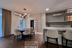 квартира за адресою Кулишівська вул. (Сергія Лазо), 32