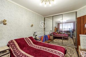 квартира за адресою Олени Теліги вул., 53