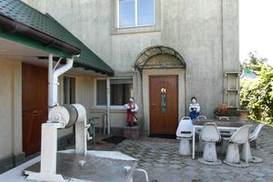будинок за адресою Довга, 50
