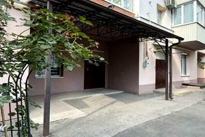 квартира за адресою Олександра Бідного вул., 20