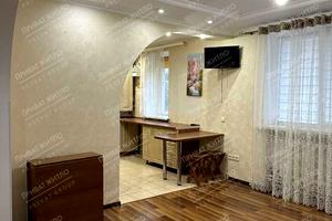 квартира за адресою Центральна вул., 1