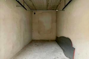 паркомісце за адресою Незалежності вул., 148