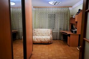 квартира за адресою Ярослава Гашека бульв., 10