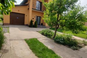 будинок за адресою Автомобільна вул.