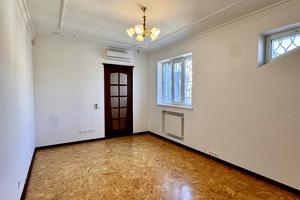 комерційна за адресою Дарвіна вул., 6