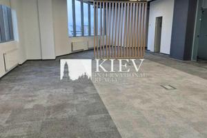 комерційна за адресою Князів Острозьких вул. (Московська), 32