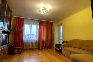 квартира по адресу Миколы Хвылёвого ул., 12