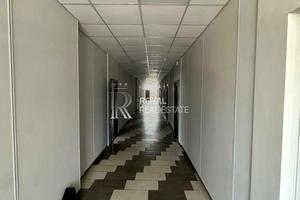 комерційна за адресою Кудрявський узвіз, 7