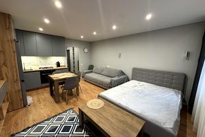 квартира за адресою Степана Бандери вул., 79