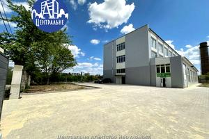 комерційна за адресою Комунальників вул., 2