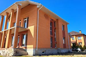 будинок за адресою Крушельницької