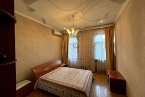квартира за адресою Леся Курбаса вул., 7