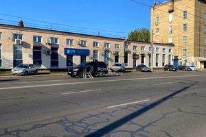 комерційна за адресою Лугова вул., 2/6