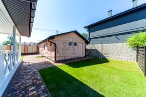 будинок за адресою с. Петропавлівська борщагівка, Соборна вул. ()