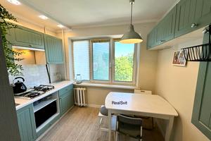квартира за адресою Дарницький бульв., 7