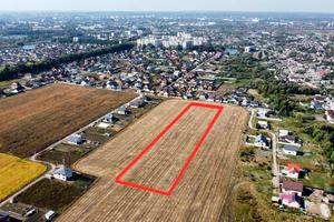 участок по адресу Драй-Хмари