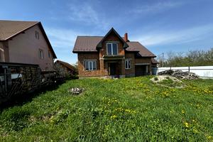 будинок за адресою Злуки