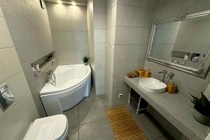 квартира по адресу Світлова, 42А