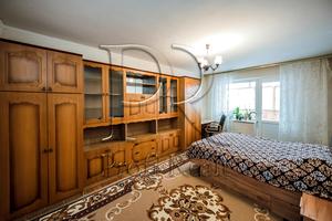 квартира за адресою Анни Ахматової вул., 15