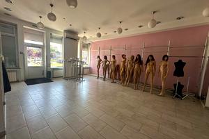 комерційна за адресою Наукова вул., 64