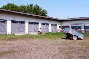 коммерческая по адресу Київська, 7