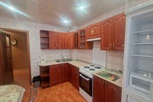 квартира за адресою Паркова вул., 44