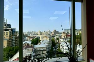 комерційна за адресою Шовковична вул., 42/44