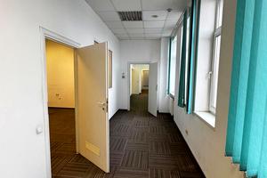 коммерческая по адресу Героїв Космосу ул., 4