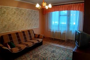 квартира по адресу Космонавта Комарова ул. (Космонавта Комарова), 1