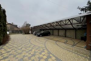 дом по адресу Постишева вул., 1