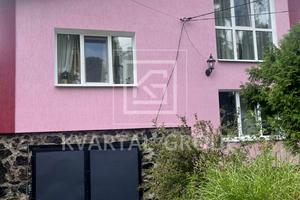 будинок за адресою Українська вул., 12