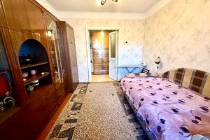 квартира за адресою Героїв Крут вул. (12 Квітня), 30