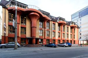 комерційна за адресою Загорівська вул. (Багговутівська), 17-21