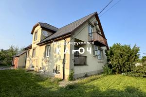 будинок за адресою Молодіжна вул., 111