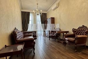 коммерческая по адресу Шота Руставели ул., 12