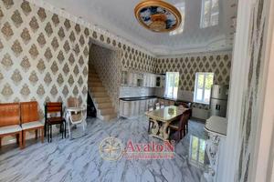 будинок за адресою Жоліо Кюрі вул., 8
