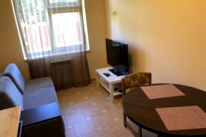квартира за адресою Закарпатська вул., 111