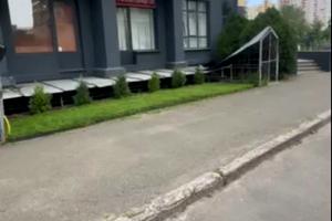 комерційна за адресою Урлівська вул., 8-А