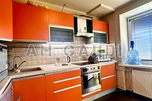 квартира за адресою Садова вул., 42а