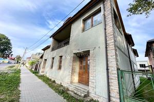 коммерческая по адресу Миру, 23