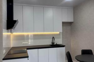 квартира за адресою Краснова вул., 3