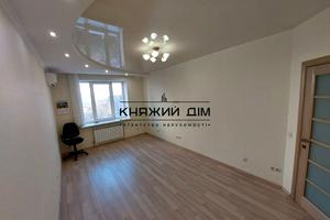 коммерческая по адресу Борщаговская ул., 206