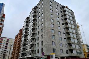 квартира за адресою Кам'янецька вул., 102