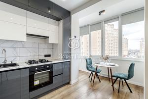 квартира за адресою Зелена вул., 8